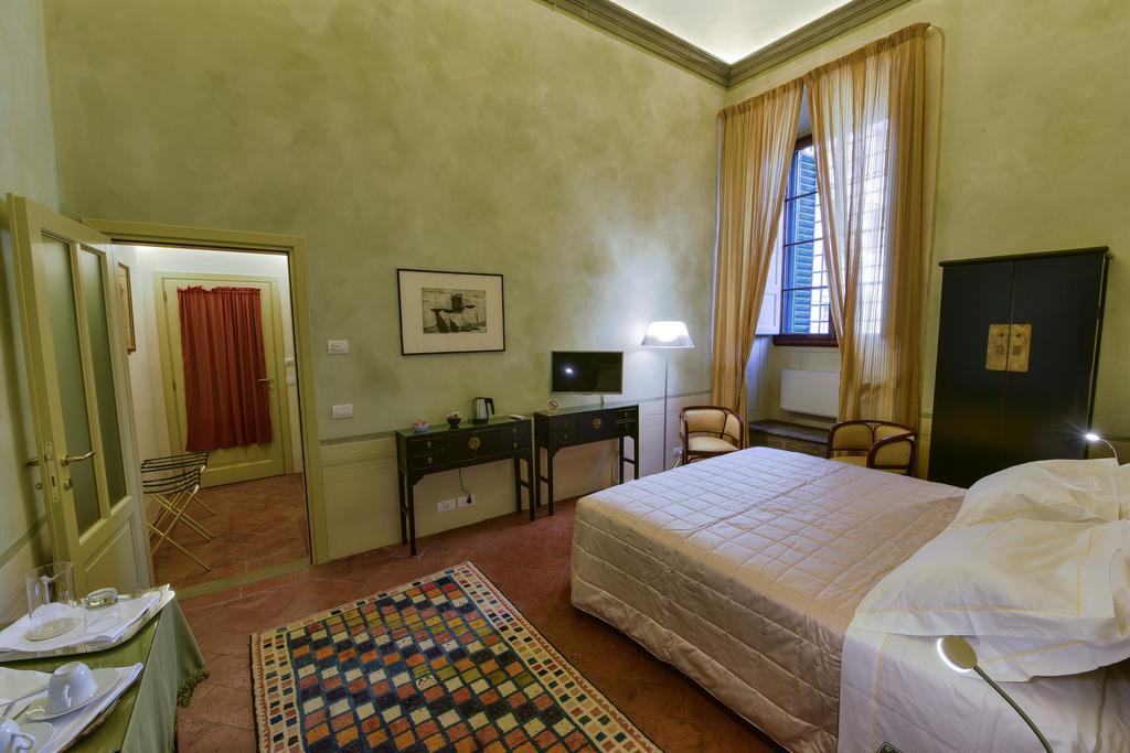 Torre Dei Lari Residenza D'Epoca Bed & Breakfast Florenţa Cameră foto