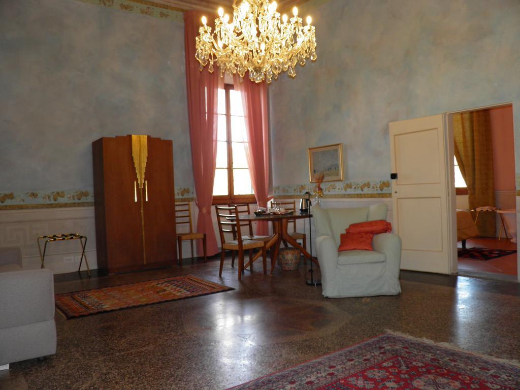 Torre Dei Lari Residenza D'Epoca Bed & Breakfast Florenţa Exterior foto